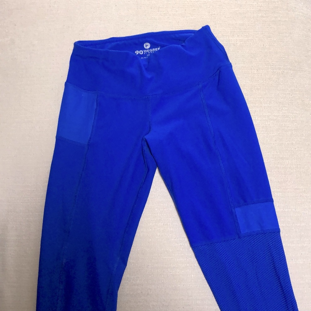 Blue active leggings